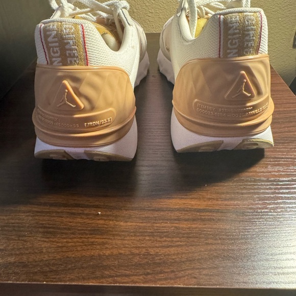 Nike Jump-man Air Jordans. - Picture 3 of 4